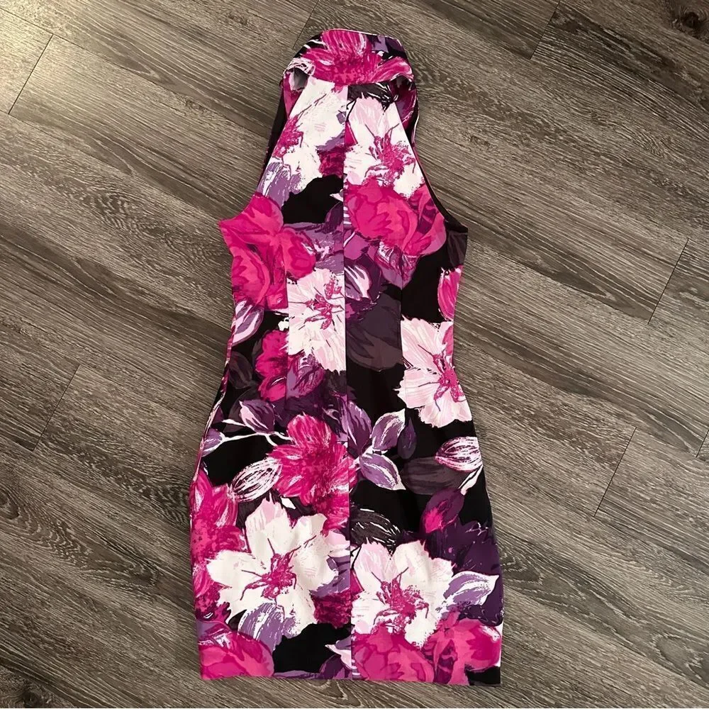 Cache Floral Dress - Picture 6 of 10